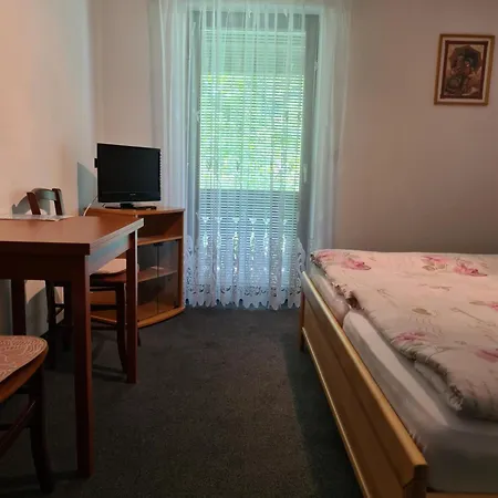 Gostilna Batist Bed & Breakfast 4*
