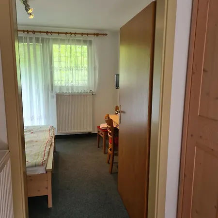 Bed & Breakfast Gostilna Batist 4*