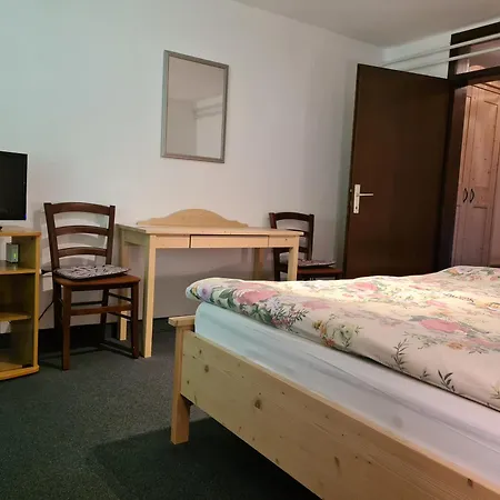 Nočitev z zajtrkom Gostilna Batist 4*
