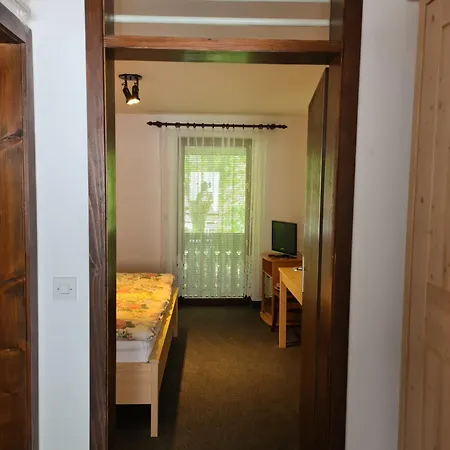 Bed & Breakfast Gostilna Batist 4*