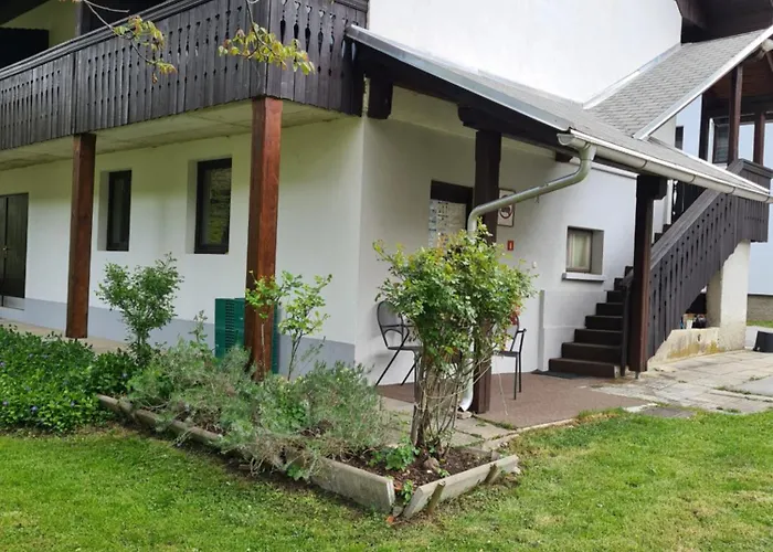 Gostilna Batist فندق مبيت وإفطار بوهينيسكا بيلا